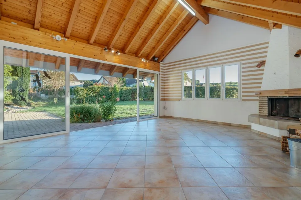 Freistehendes 6½-Zimmer Einfamilienhaus mit Wintergarten und viel Umschwung – Foto 20 von 21