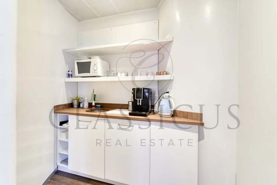 Bureaux professionnels rationnels au 2ème étage - Genève Plainpalais – photo 8 sur 9