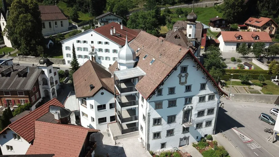 Moderne 4.5 Zimmerwohnung Nr. 4 in einem wunderschönen historischen... – Foto 2 von 7
