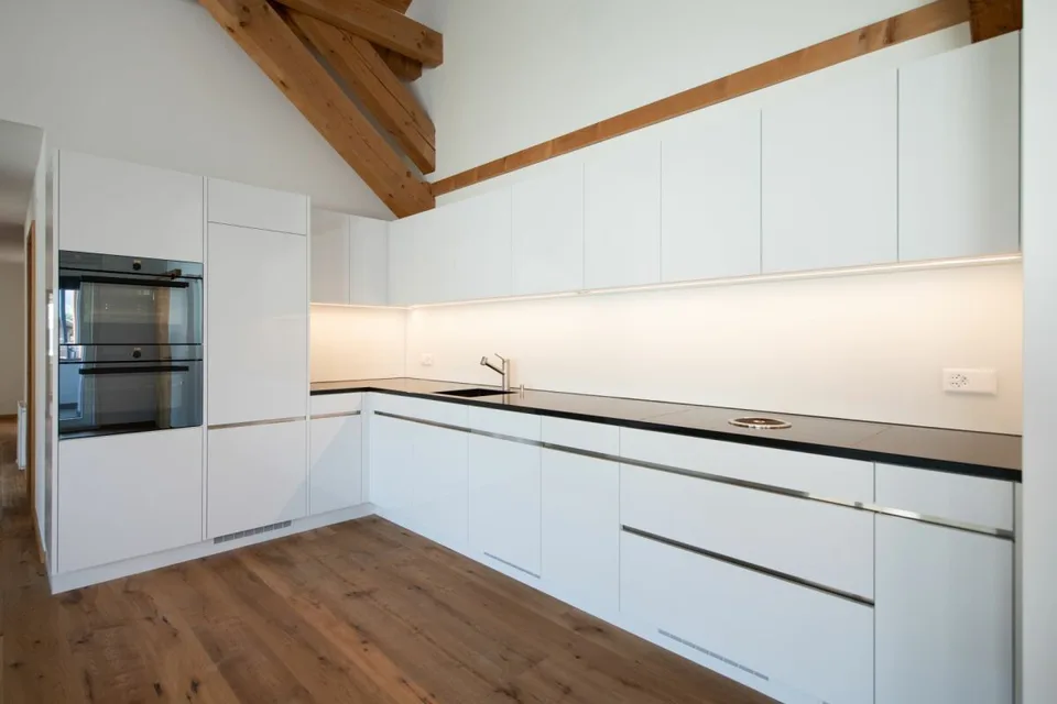 Moderne 4.5 Zimmerwohnung Nr. 4 in einem wunderschönen historischen... – Foto 4 von 7