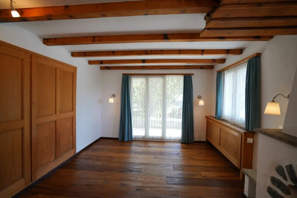 2.5-Room Apartment for Locals