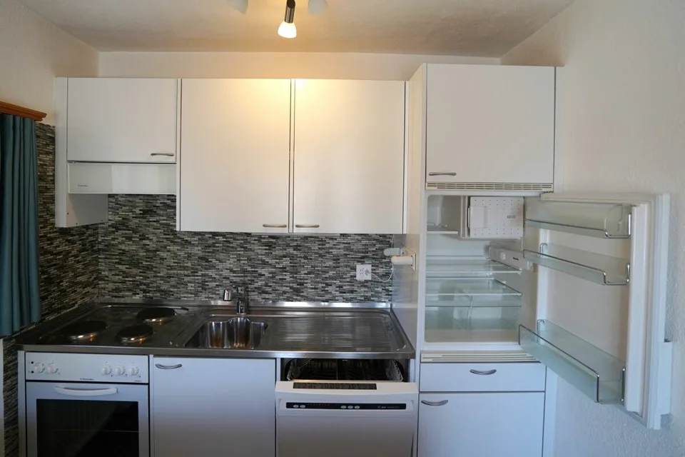2.5-Room Apartment for Locals