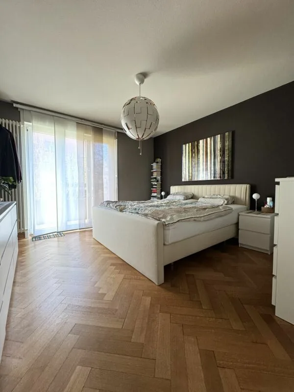Gepflegtes 6 1/2 Zimmer - Einfamilienhaus zu verkaufen – Foto 9 von 13