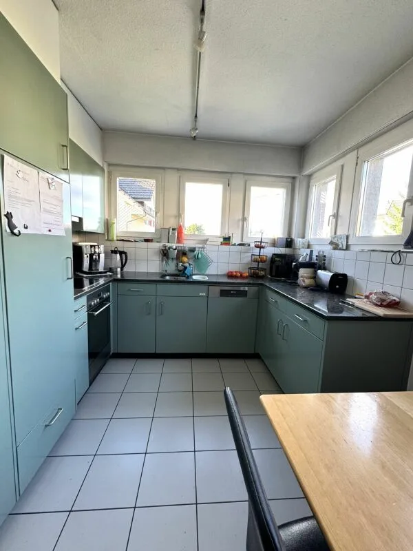Gepflegtes 6 1/2 Zimmer - Einfamilienhaus zu verkaufen – Foto 6 von 13