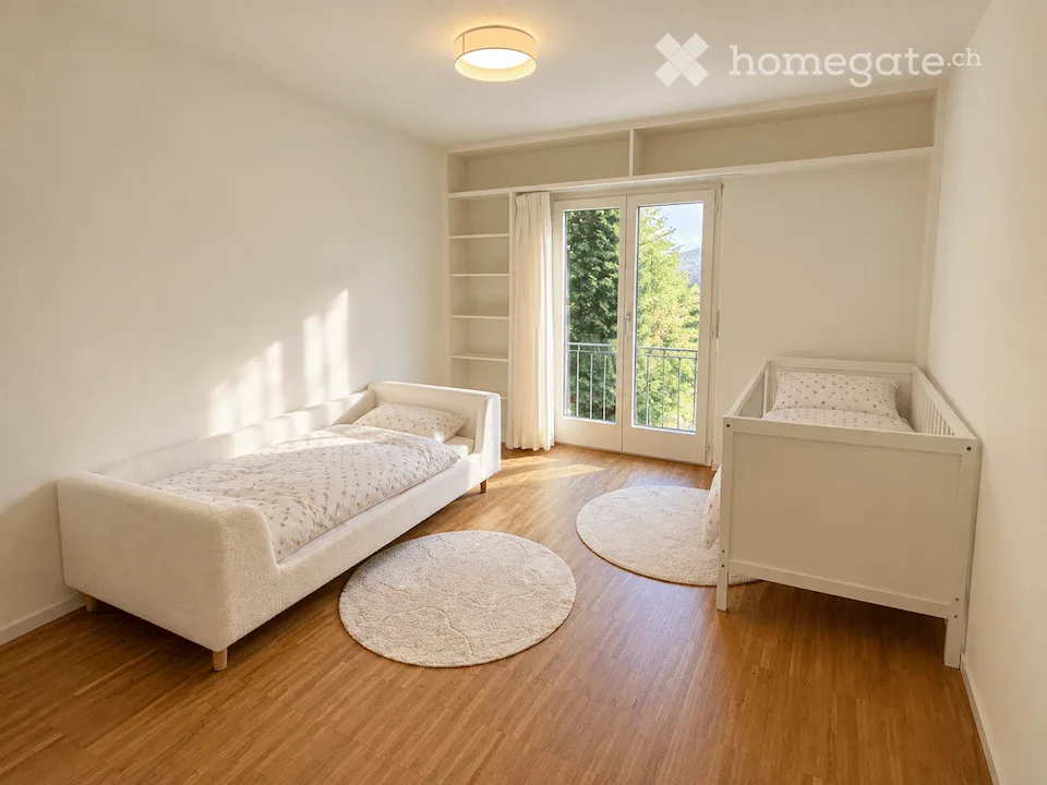 4-Zimmer-Wohnung im Grünen mit Garten in Küsnacht, Untermiete 18 Monate