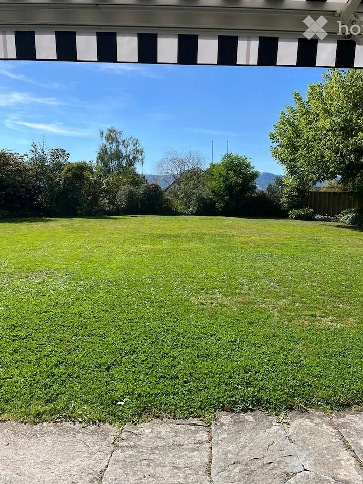 4-Zimmer-Wohnung im Grünen mit Garten in Küsnacht, Untermiete 18 Monate