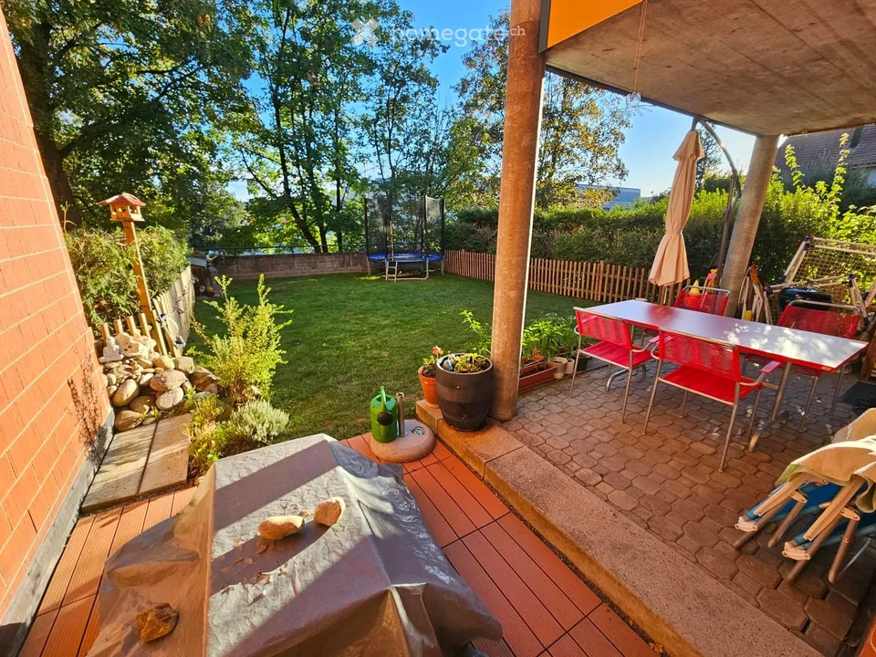 Charming 3.5-room garden apartment in Niederhasli – plenty of space to live and enjoy