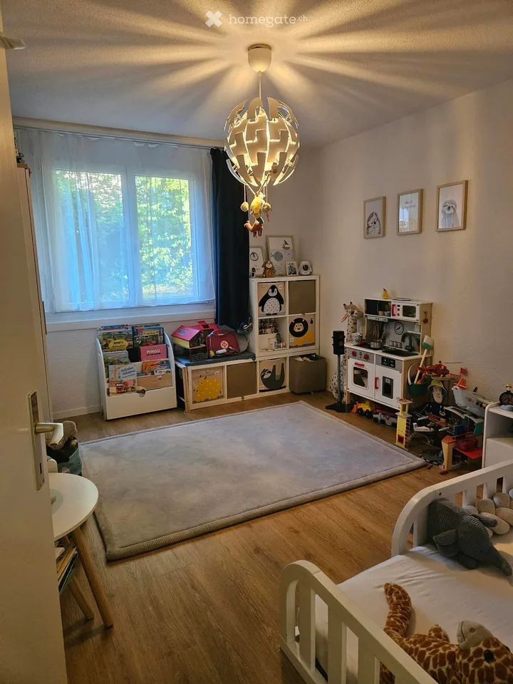 Charming 3.5-room garden apartment in Niederhasli – plenty of space to live and enjoy