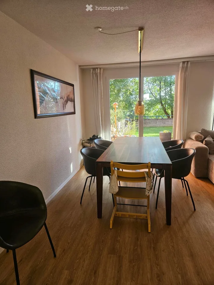 Charming 3.5-room garden apartment in Niederhasli – plenty of space to live and enjoy