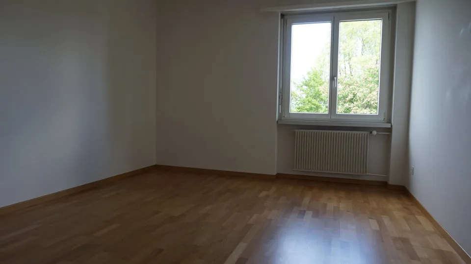 Large 4.5-room apartment near the train station - the family apartment