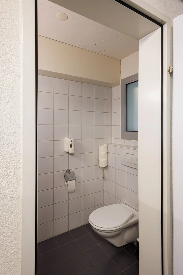 Office/Practice Rooms - "Atrium" - Top Business Location! – photo 12 of 14