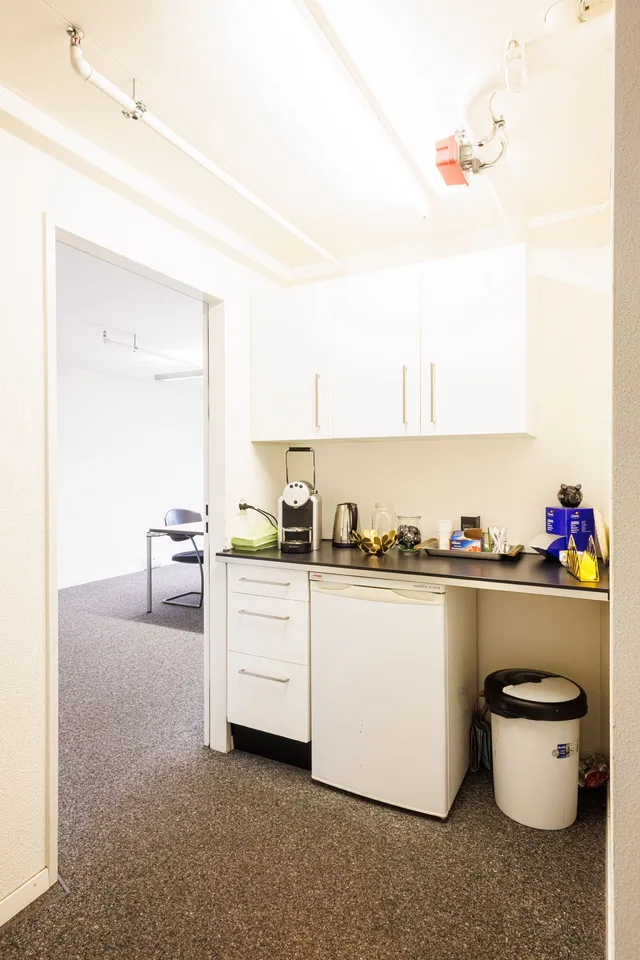 Office/Practice Rooms - "Atrium" - Top Business Location! – photo 6 of 14