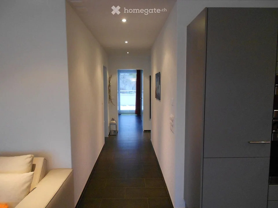 Charming 3.5-room attic apartment with 2 terraces in Schmerikon
