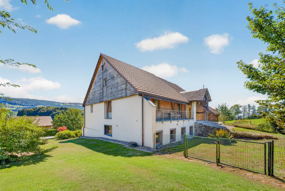 Prächtiges renoviertes Bauernhaus mit ruhiger und friedlicher Atmosphäre – Foto 2 von 13