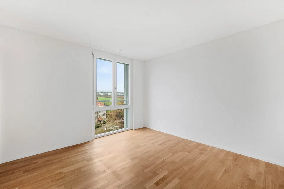 Appartement moderne 3.5 pièces avec grand balcon près de Zurich