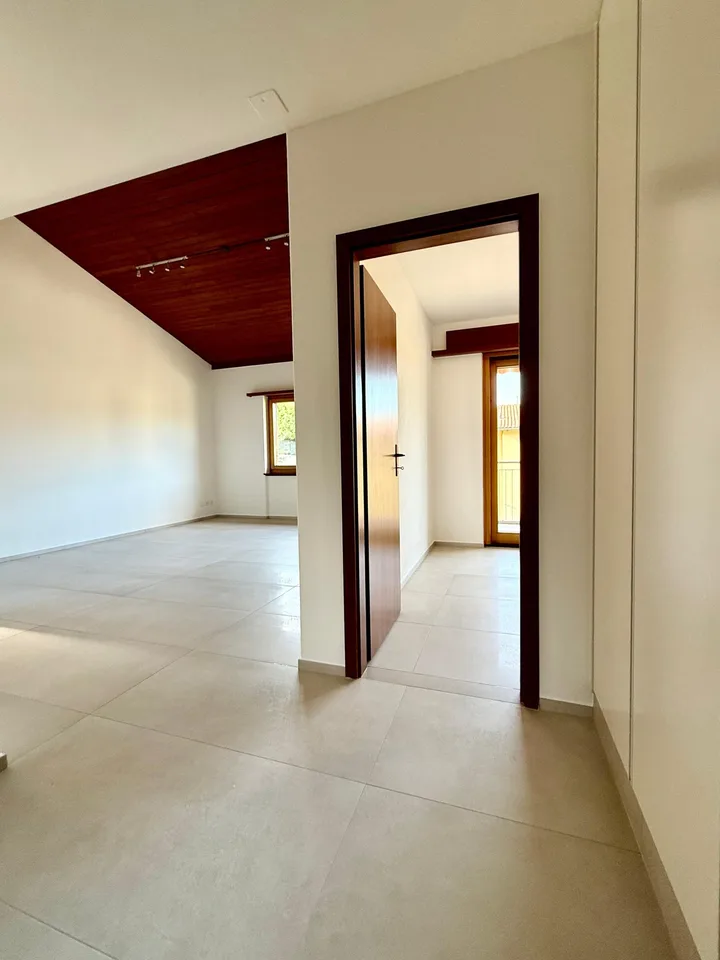 Helles 4.5-Zimmer-Wohnung komplett renoviert – Foto 2 von 15