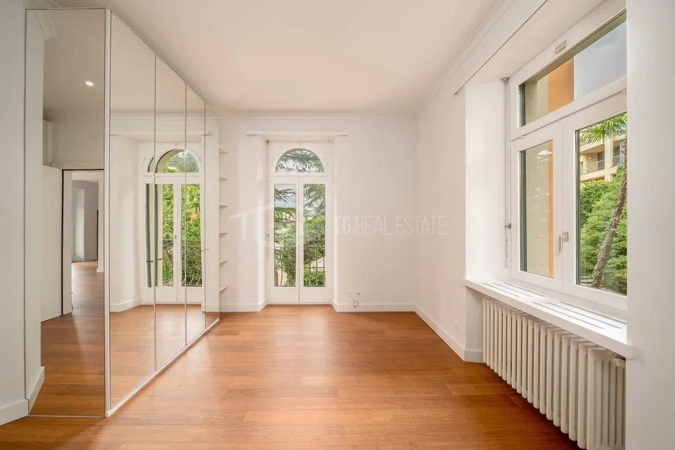 ELEGANTE 5,5-ZIMMER-WOHNUNG MIT SPEKTAKULÄRER SEESICHT (Copy)