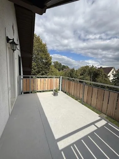 Charming apartment in small 3-family house with sunny balcony