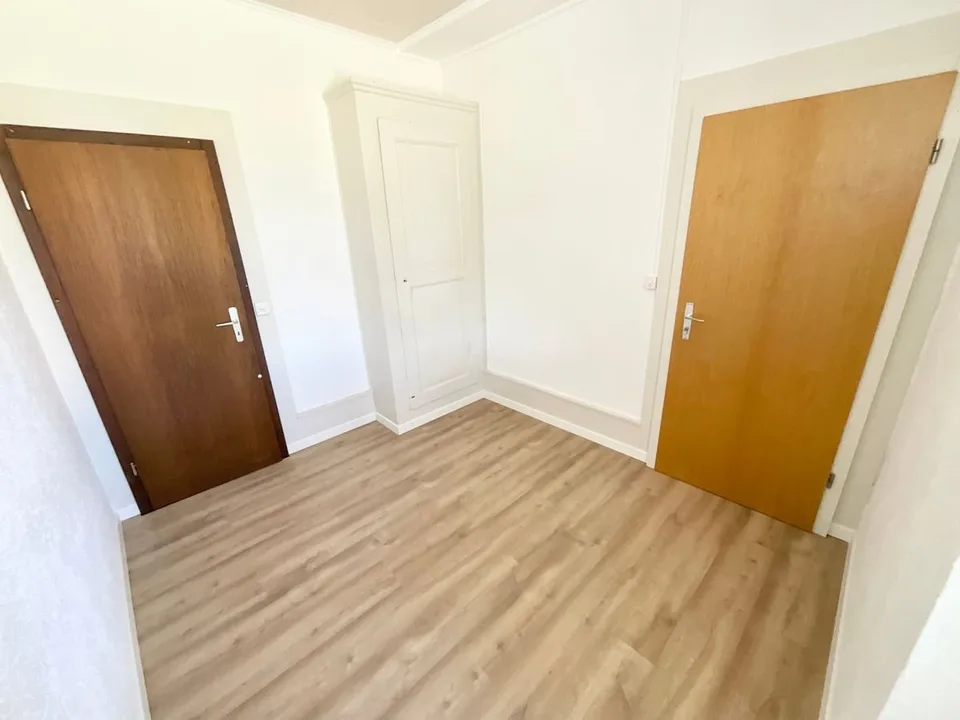 Bright ground floor apartment - beautiful volumes and versatile spaces