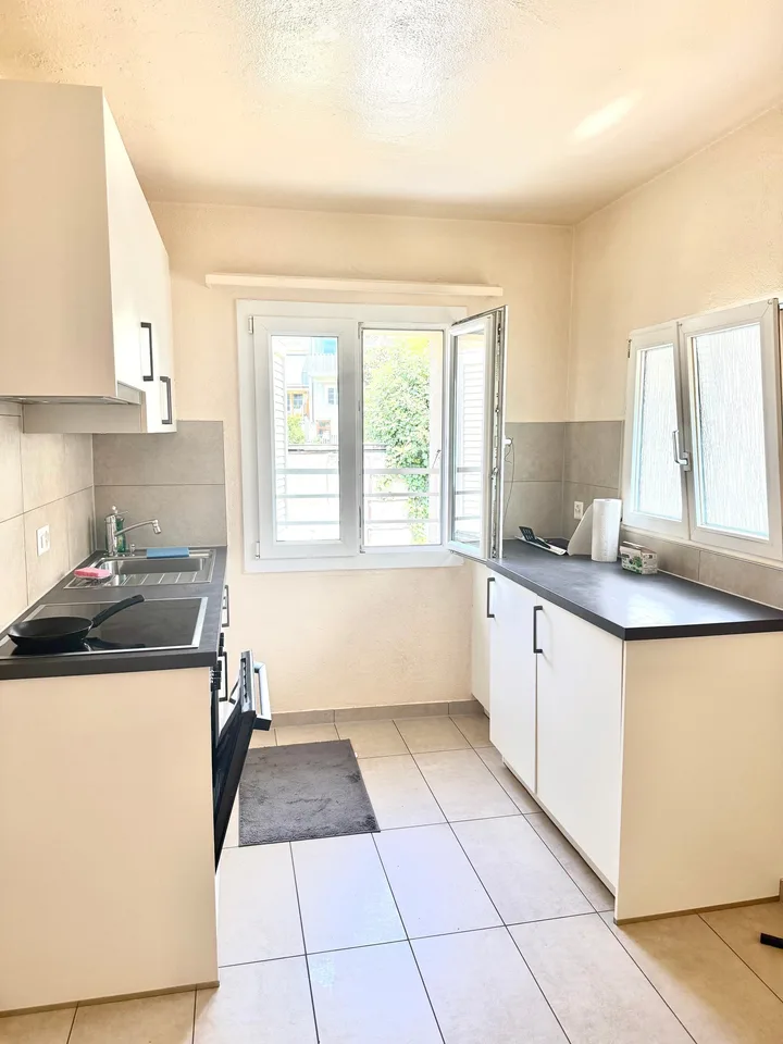 Charmant appartement de 2.5 pièces avec terrasse à Bex