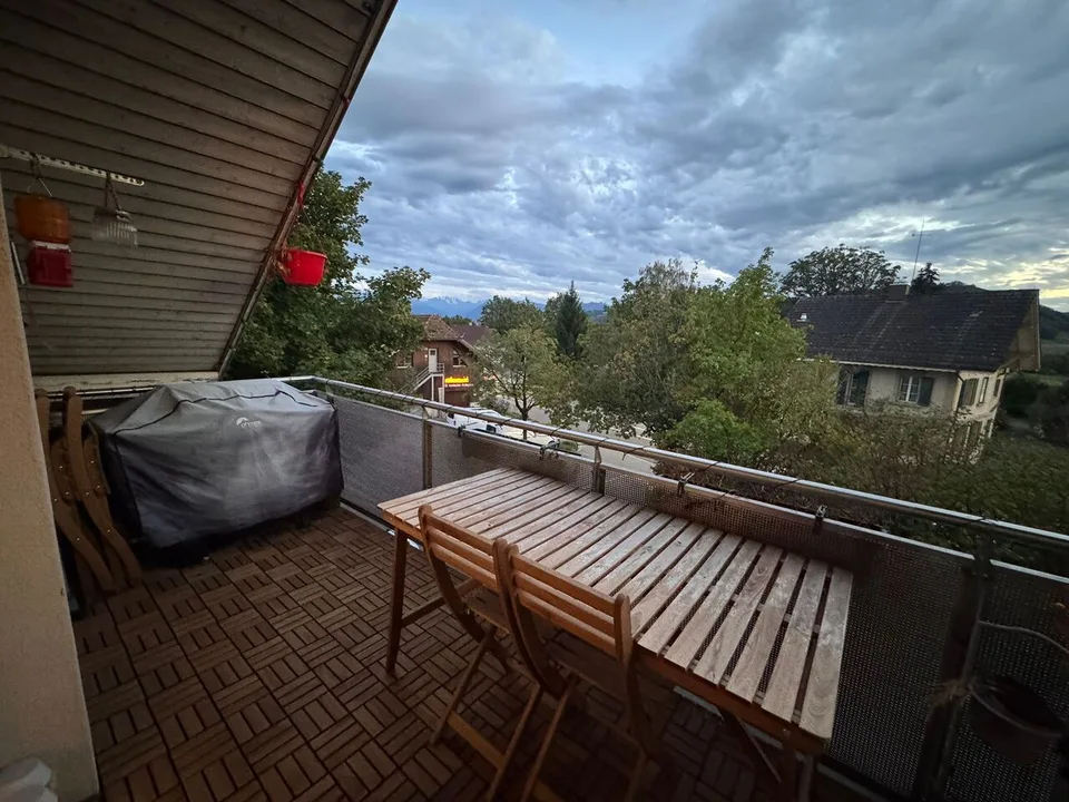 APPARTEMENT 3.5 PIÈCES AVEC GALERIE À RUBIGEN