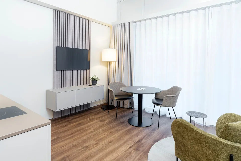 Studio Apartment - Barrierefrei möbiliert in Cham (Zug), Papieri-Areal