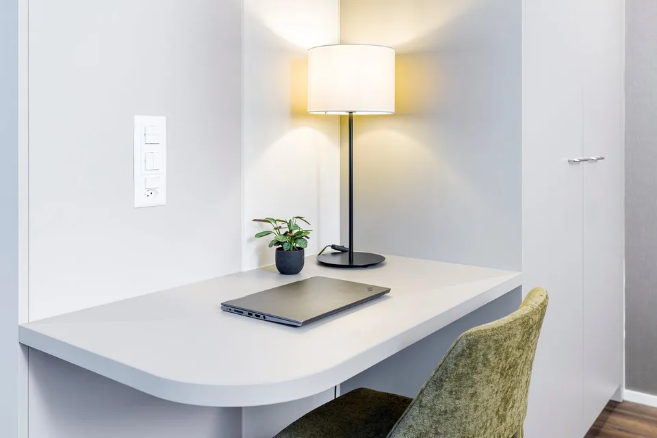 Studio Apartment Suite möbiliert in Cham (Zug), Papieri-Areal