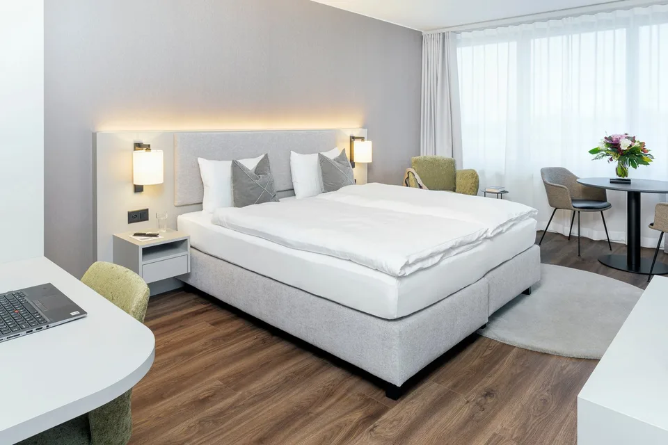 Studio Apartment Suite möbiliert in Cham (Zug), Papieri-Areal