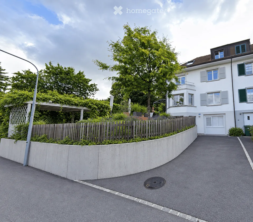 Zürich Witikon - stilvolles Stadthaus (DEFH) / Stylish town house (semi-detached house)