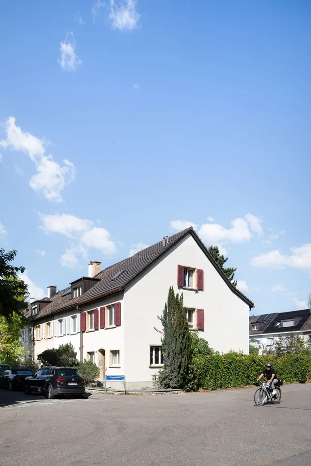 6-Zimmer-Einfamilienhaus mit grossem Garten im Neubadquartie