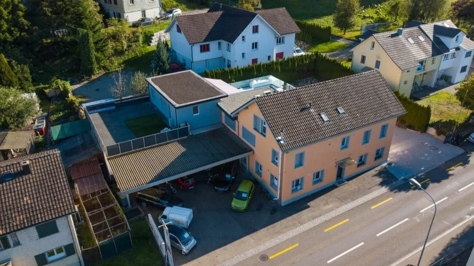 Grosszügig wohnen, flexibel nutzen - mit Pool und Gewerbefläche – Foto 10 von 12