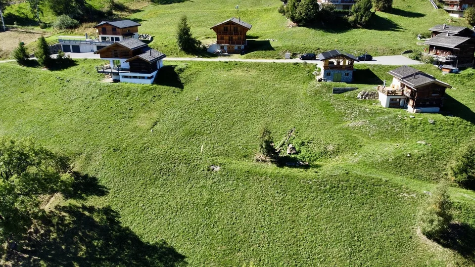 Bauparzelle bereit, Ihr zukünftiges Chalet in La Tzoumaz zu empfangen – Foto 2 von 7