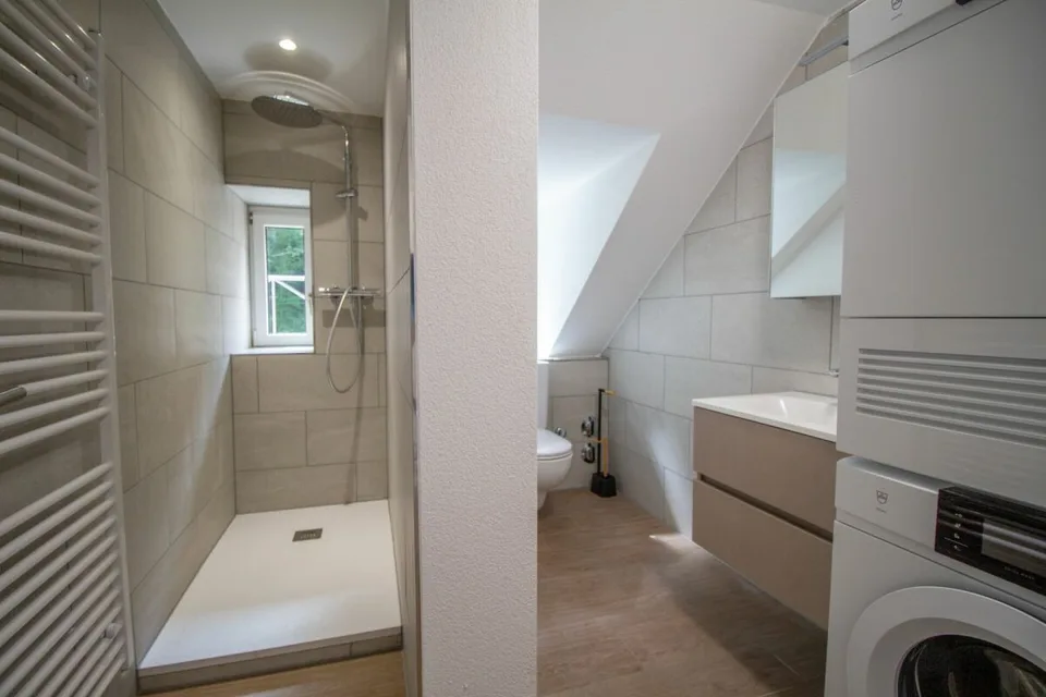 Möblierte und frisch sanierte Zimmer in WG-Wohnungen - ideal für Studierende oder Alleinstehende