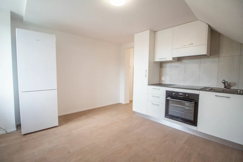 Möblierte und frisch sanierte Zimmer in WG-Wohnungen - ideal für Studierende oder Alleinstehende