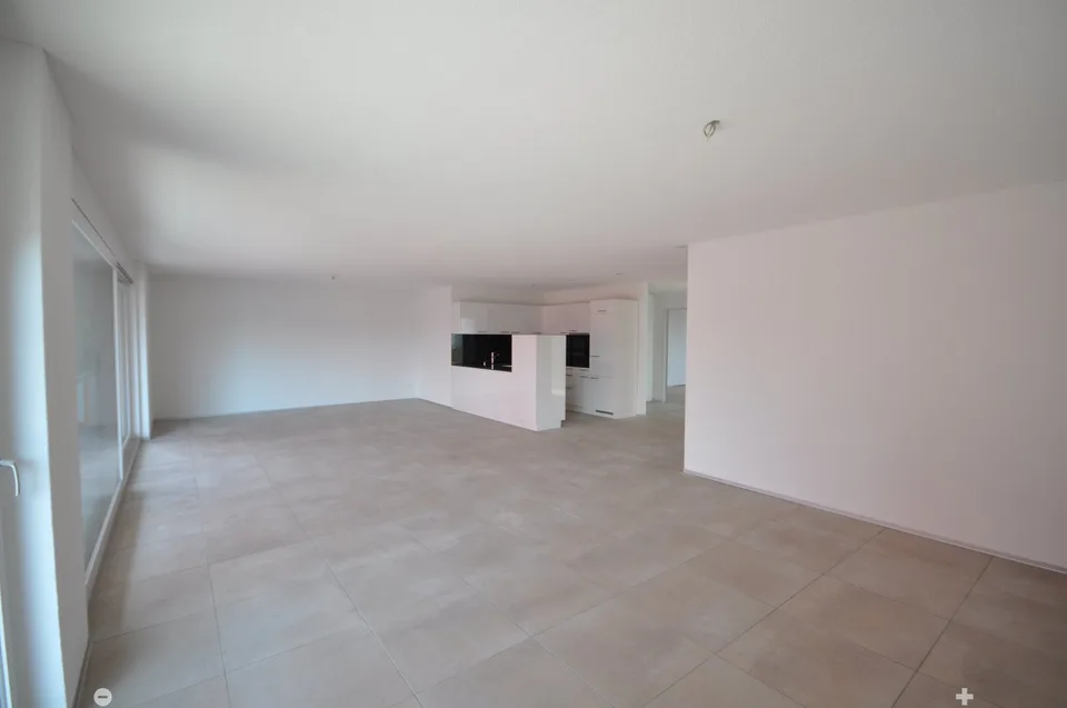 4.5 Zimmerwohnung mit Gartensitzplatz