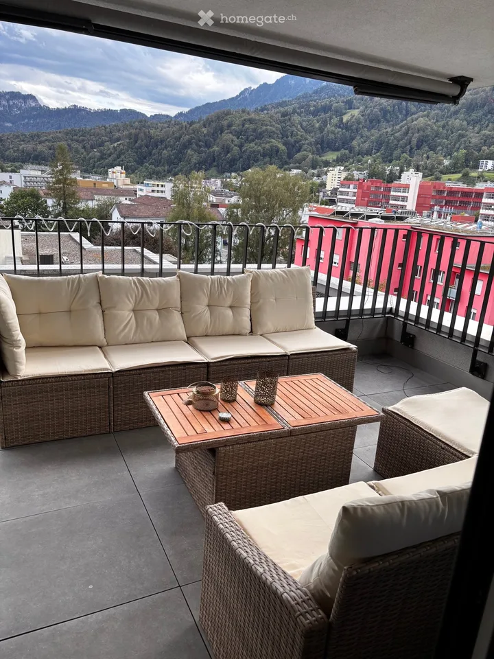 Exklusive Attikawohnung mit Fernblick zum Pilatus und See