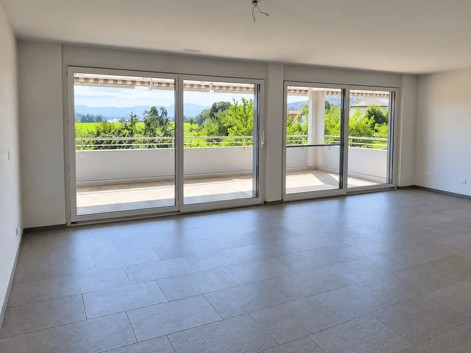 Appartamento moderno 4½ locali con balcone soleggiato e bella vista