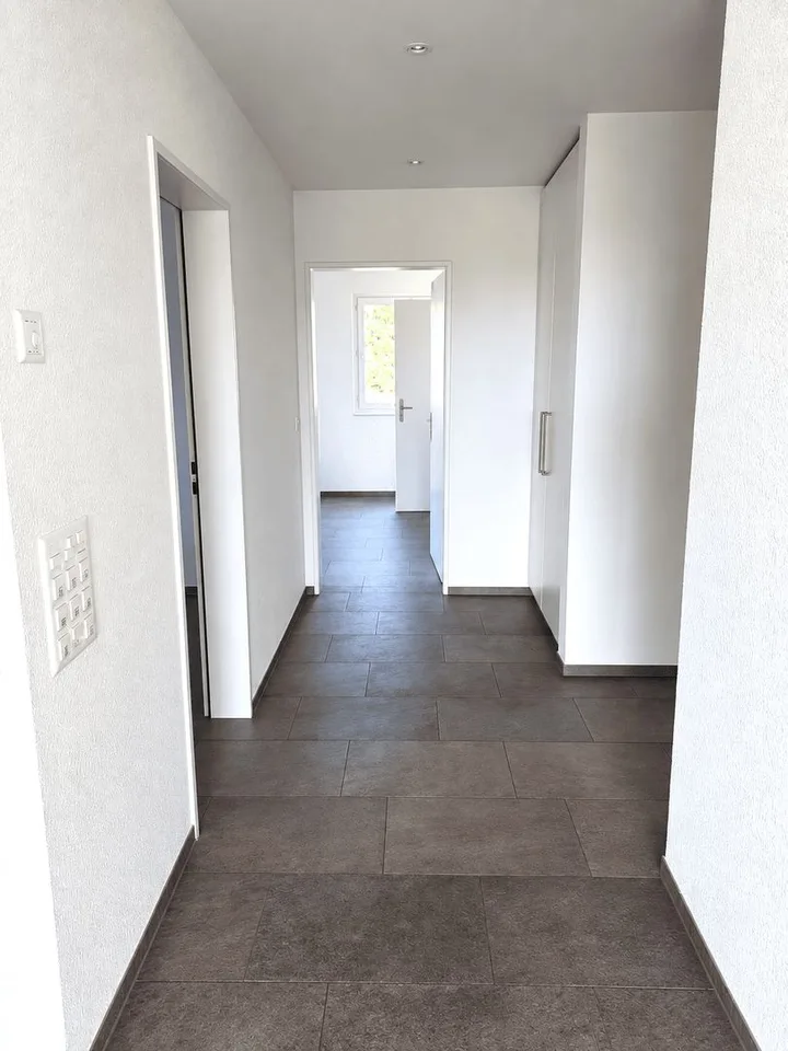 Appartamento moderno 4½ locali con balcone soleggiato e bella vista