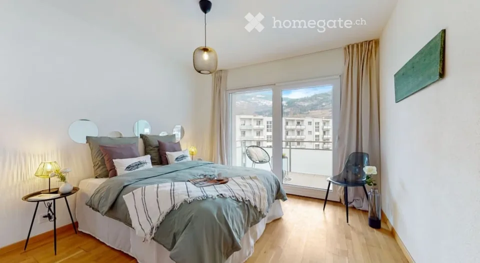 2 Zimmer hell mit Blick auf die Schlösser von Sion