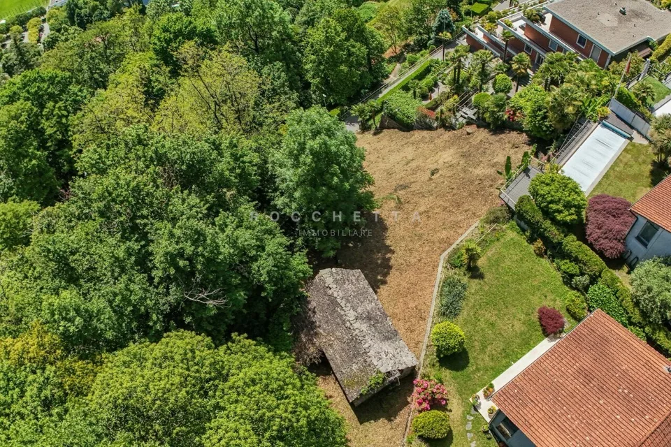 Terreno in posizione ricercata e con fantastica vista lago – Foto 8 von 9