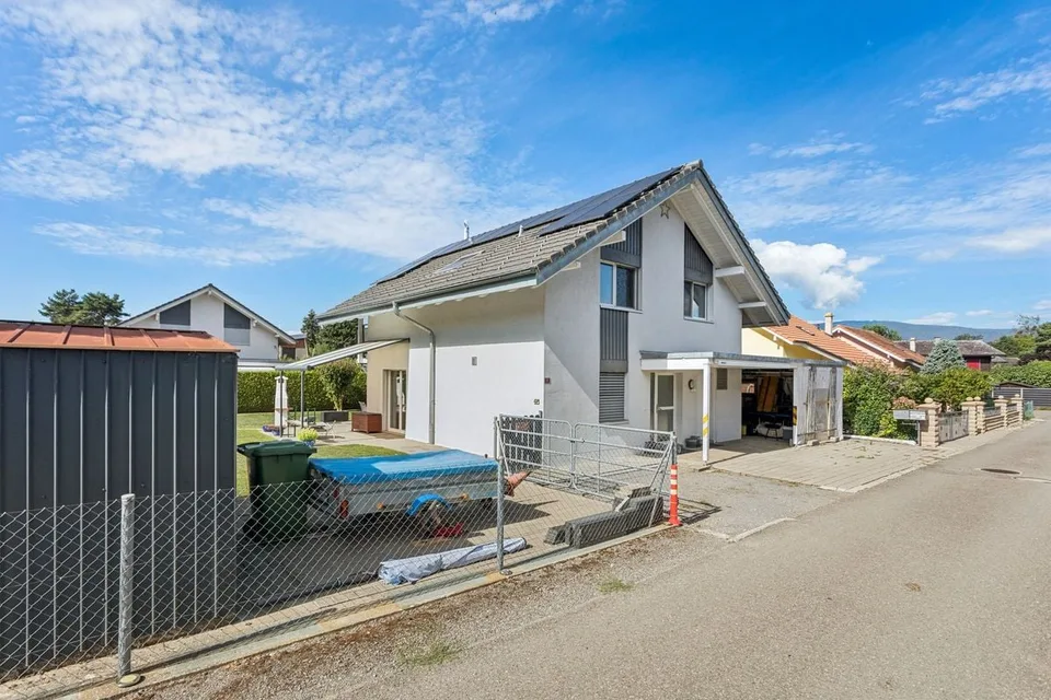Einzelhaus mit 4 Zimmern, 300 Meter vom Neuenburgersee entfernt – Foto 10 von 11