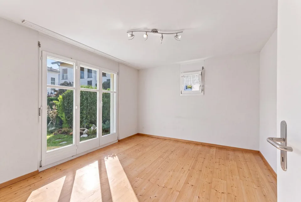 3.5-Zimmer-Gartenwohnung mit Cheminée in Jonen – Foto 12 von 12