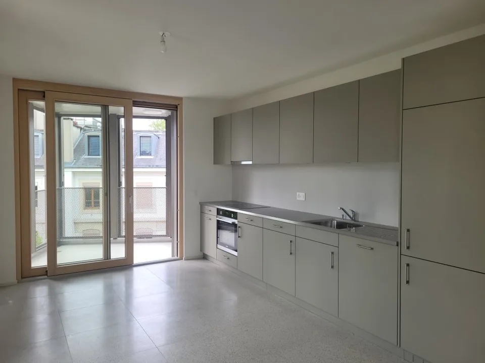 Wohnung 3,5 Zimmer mit Balkon, im 4. Stock gelegen