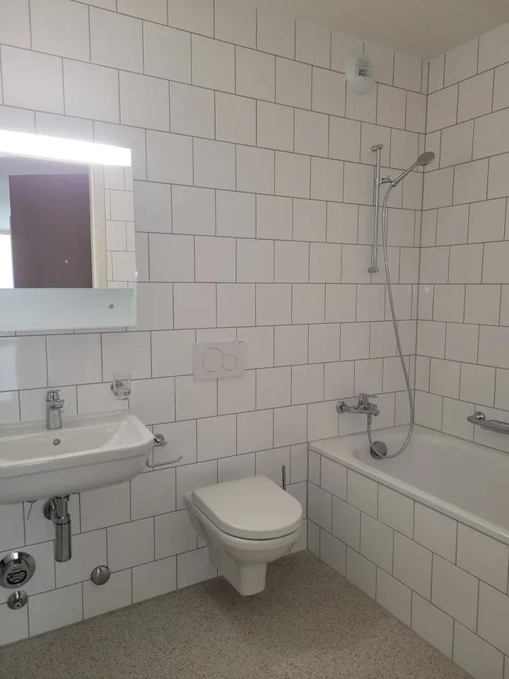 Wohnung 3,5 Zimmer mit Balkon, im 4. Stock gelegen