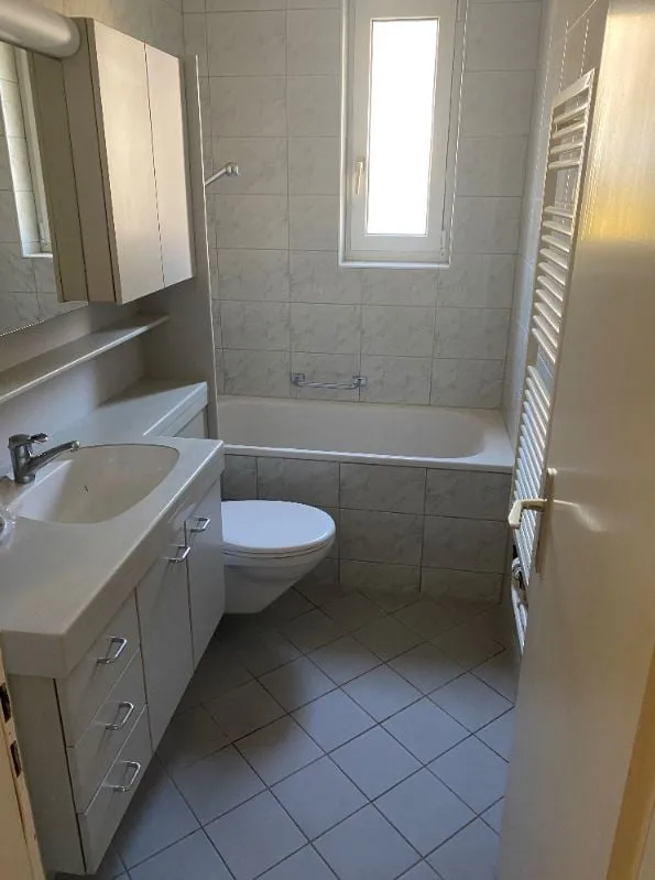 Charmante 2.5-Zimmer-Wohnung mit Balkon an der Bucheggstrasse in Zürich