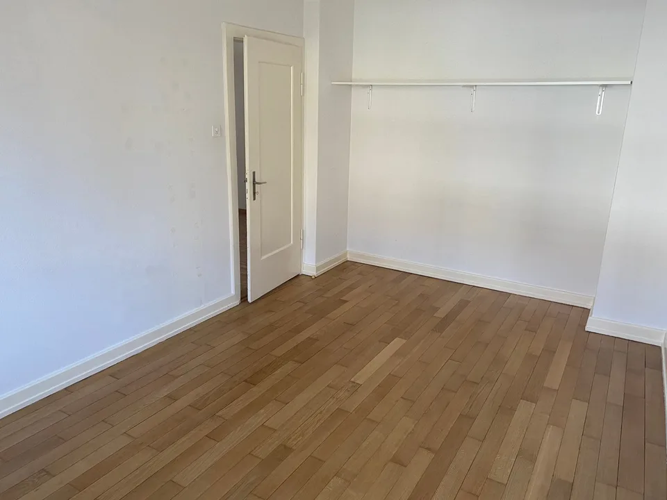 Charmante 2.5-Zimmer-Wohnung mit Balkon an der Bucheggstrasse in Zürich