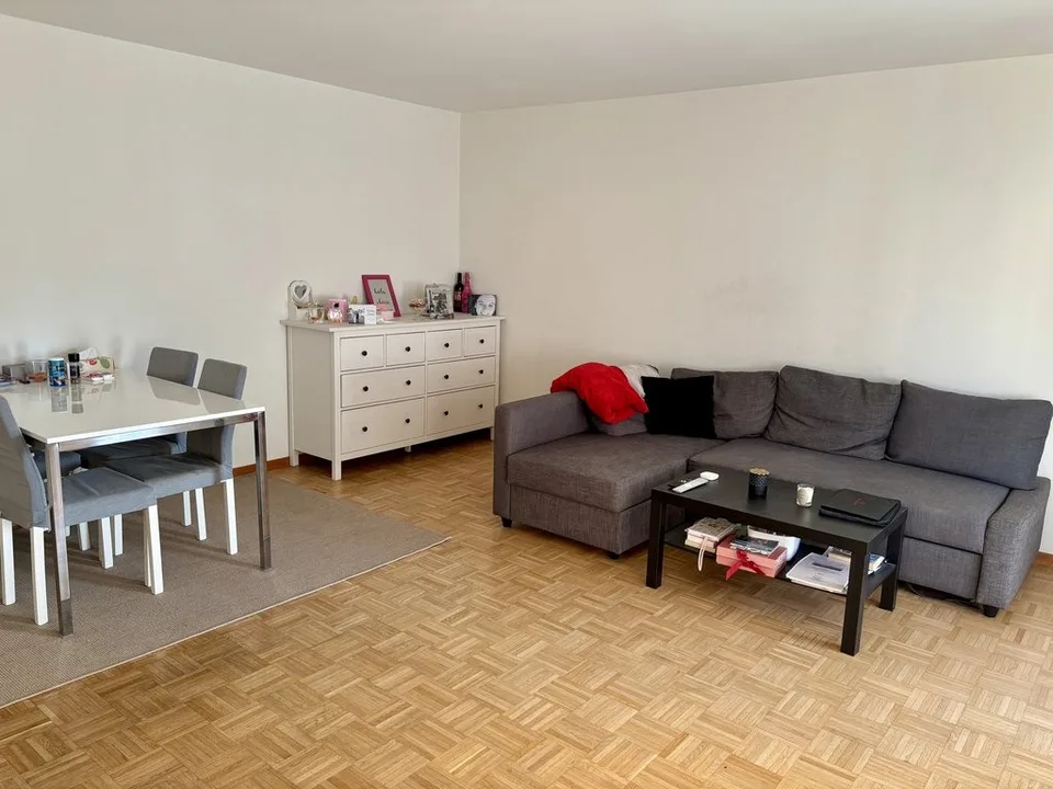 Zentrale Wohnung - Nähe Sternen Oerlikon