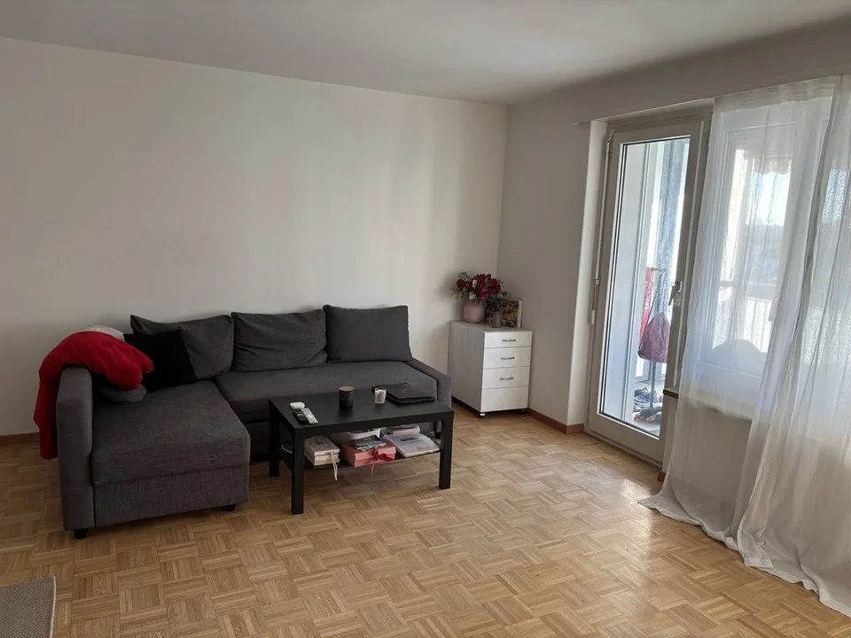 Zentrale Wohnung - Nähe Sternen Oerlikon