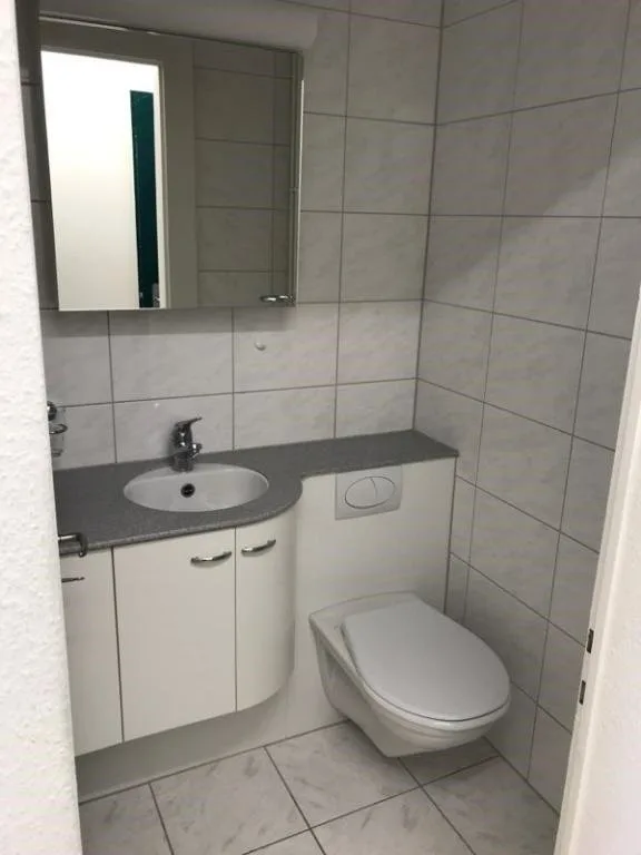 Geräumiges Zimmer als Nebenobjekt an ruhiger Lage