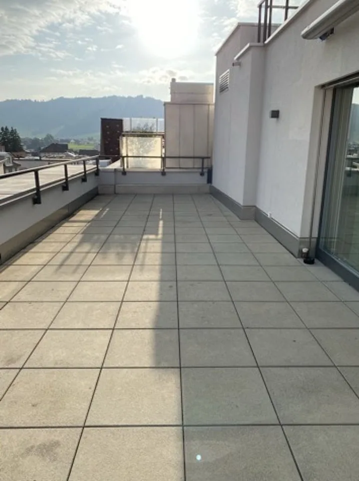 Schöne Attikawohnung mitten in der Altstadt von Einsiedeln